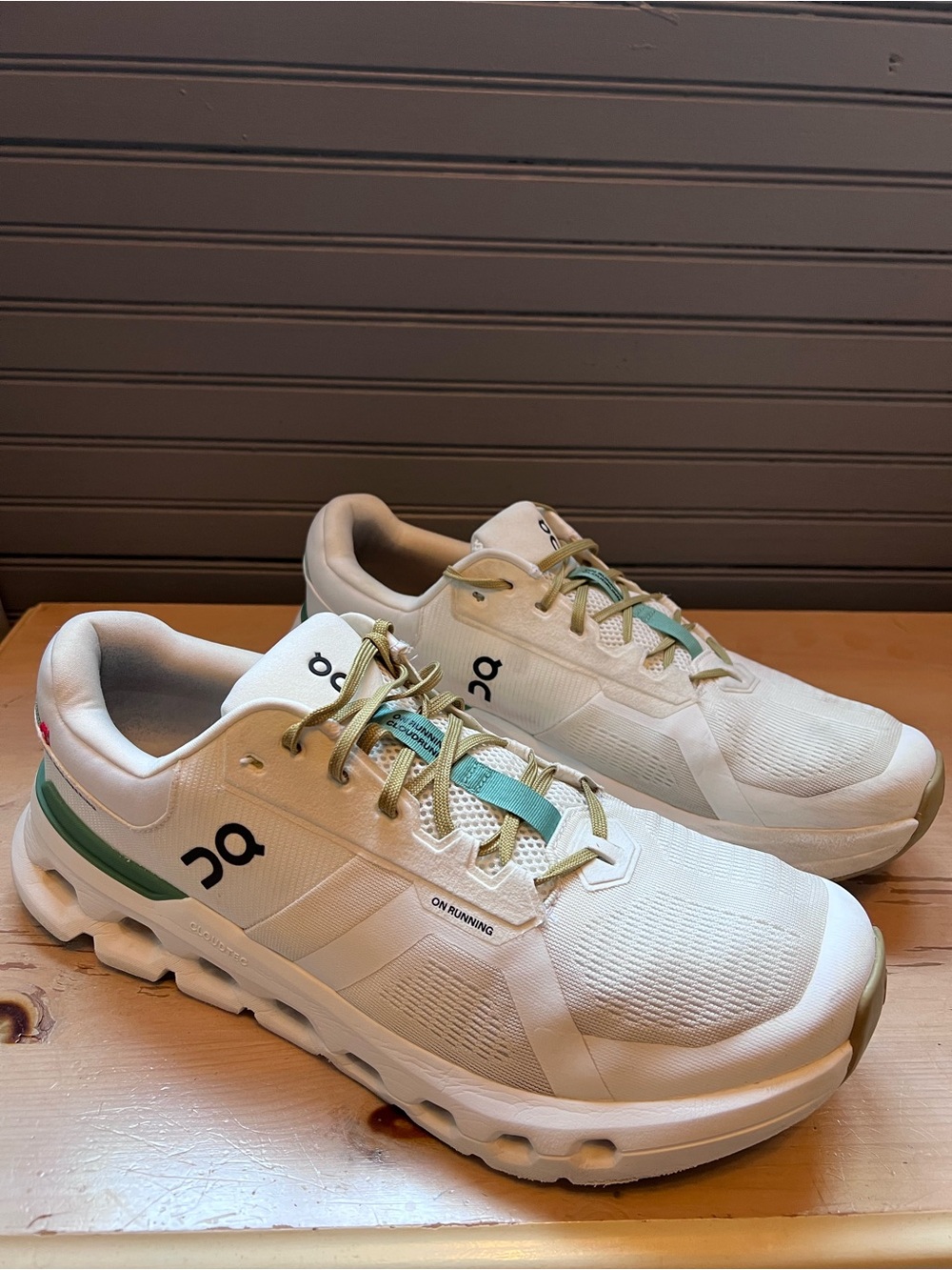 On Running Cloudrunner 2 Undyed Green Road Running Shoes Men's Size 13